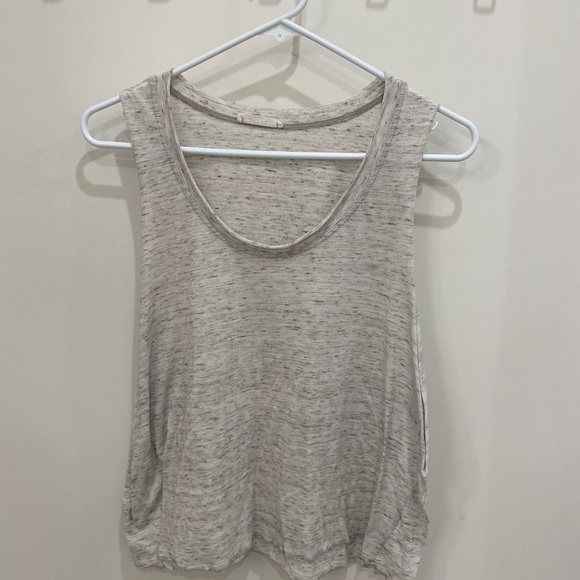 Women’s clothing - Picture 7 of 8